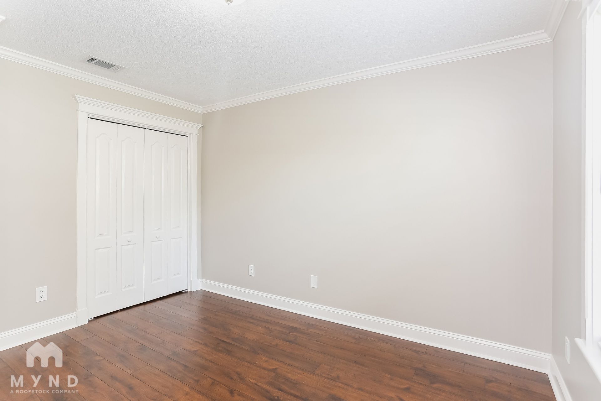 Building Photo - 633 Radnor Ln