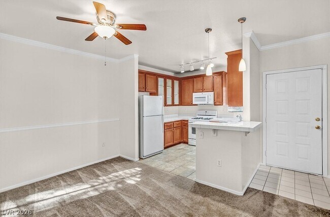 Building Photo - 75 N Valle Verde Dr