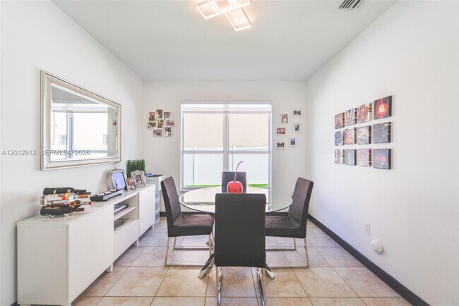 Building Photo - 9101 SW 169th Pl