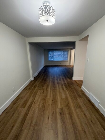 Building Photo - 157 Marine Dr