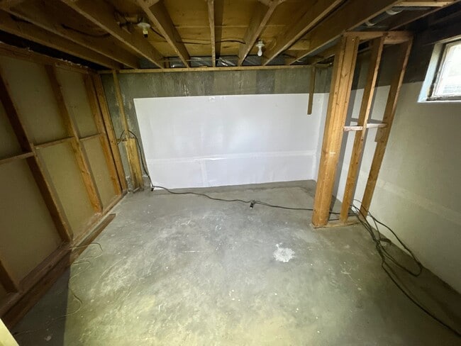 Building Photo - 9718 Lyric Ln