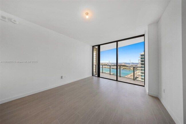 Building Photo - 500 Alton Rd