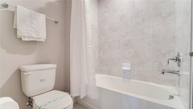 Building Photo - 1200 Arisha Dr