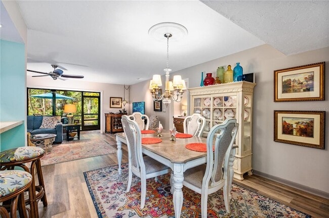 Building Photo - 1701 Pelican Cove Rd