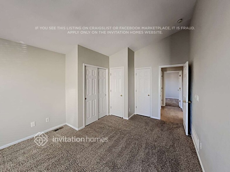 Building Photo - 5824 S Quemoy Cir