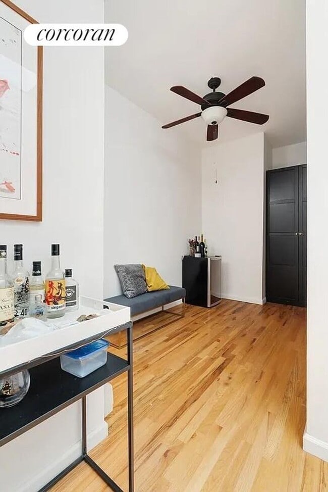 Building Photo - 244 President St