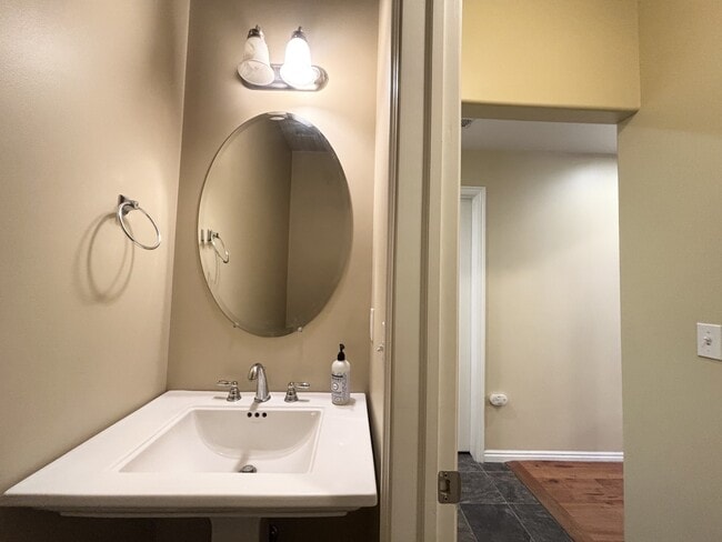 Building Photo - 4596 Red Sage Ct