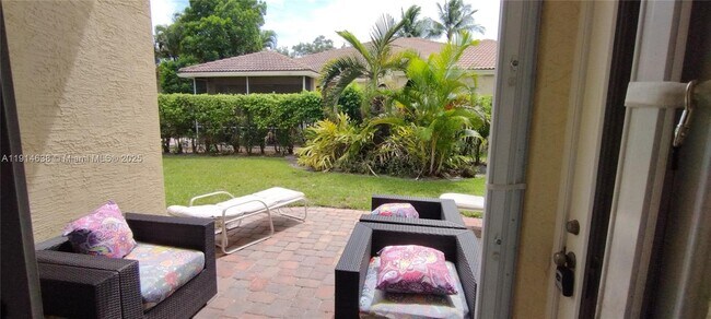 Building Photo - 8092 Driggs Hill