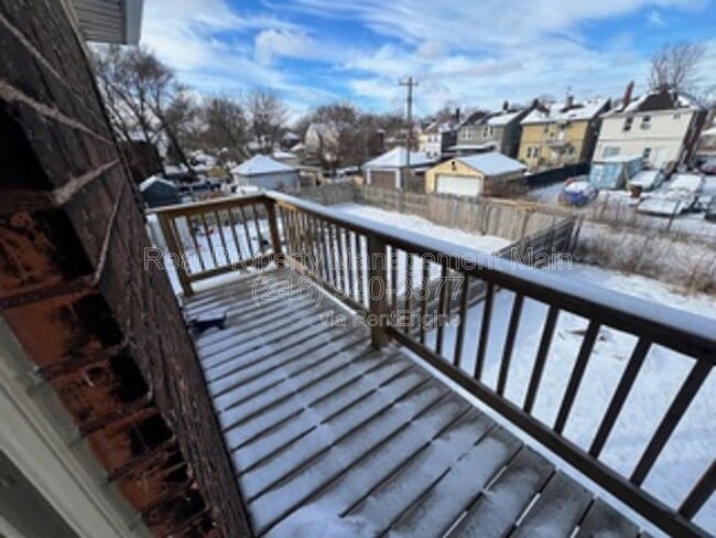 Building Photo - 9176 Chamberlain St