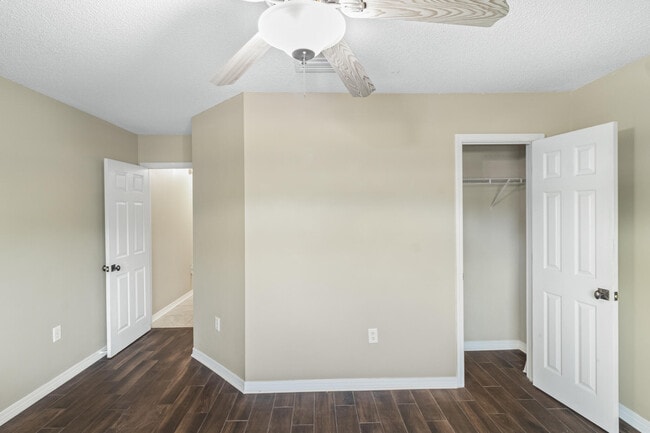 Building Photo - 8778 Faye Ct