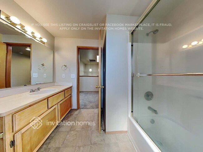 Building Photo - 11223 SE 264th Pl