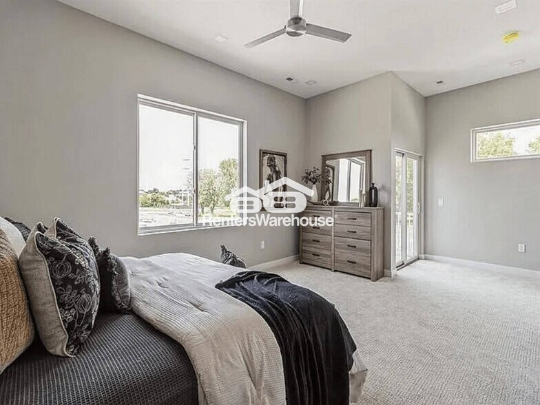 Building Photo - 15588 Rocklyn Pl