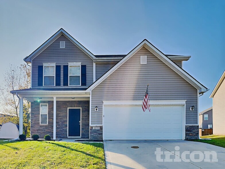 Building Photo - 4279 Round Lake Bend