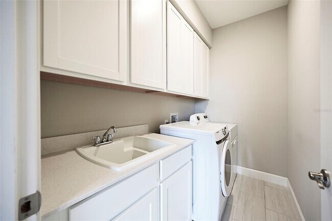 Building Photo - 3806 Savanna Palms Ct