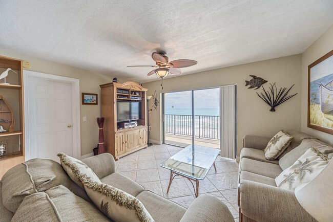 Building Photo - 1465 Jimmy Buffett Mem Hwy