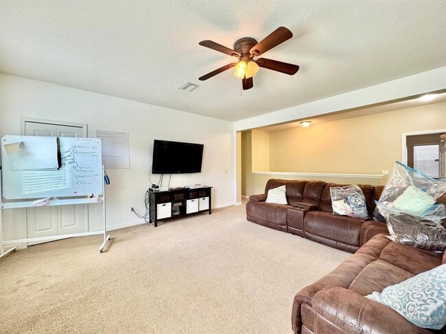 Building Photo - 5105 Oakline View Drive