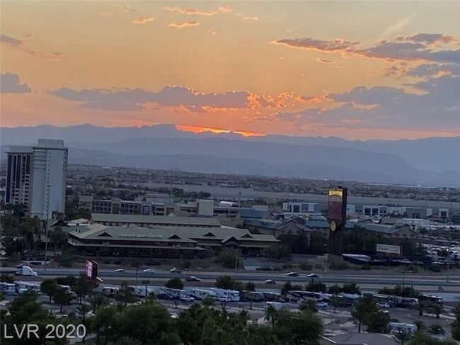 Building Photo - 8255 S Las Vegas Blvd