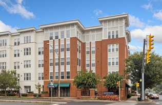 Building Photo - 2655 Prosperity Ave