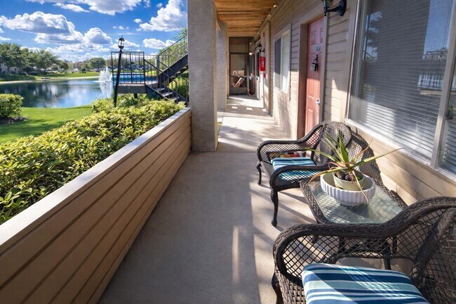 Building Photo - 10265 Gandy Blvd N