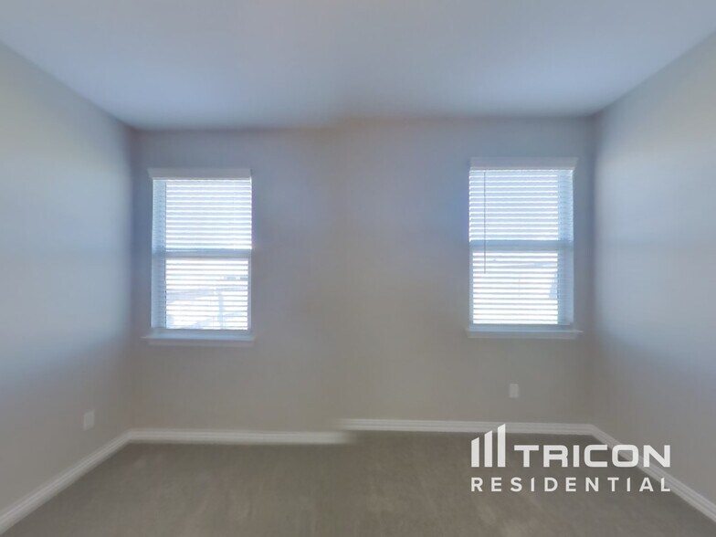 Building Photo - 14817 Silver Blades Ct