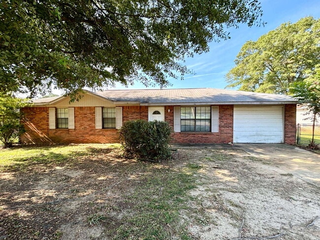 Primary Photo - Available for rent in Kinsey, AL