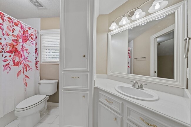 Building Photo - 13714 Gainesway Dr