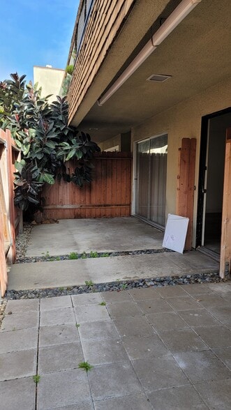 Building Photo - 2311 Carnegie Ln