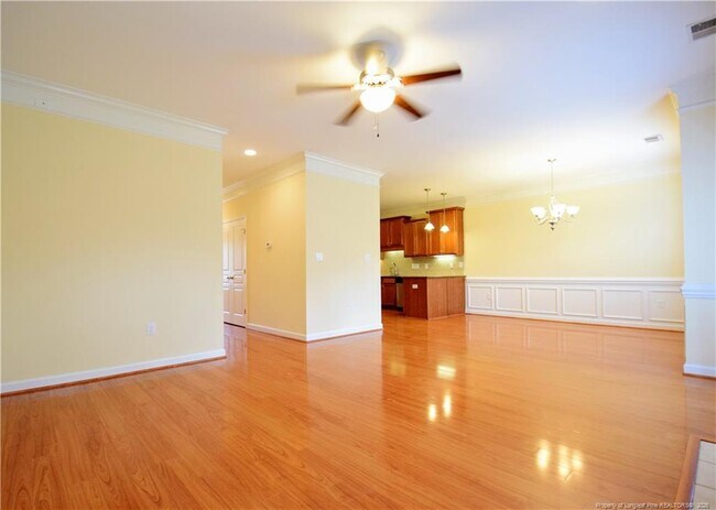 Building Photo - 1308 Braybrooke Pl