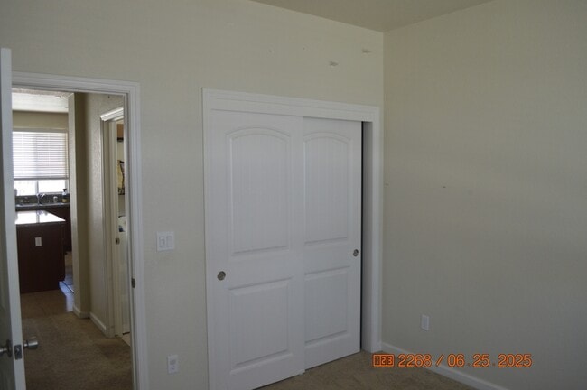 Building Photo - 1668 Ryegrass Wy