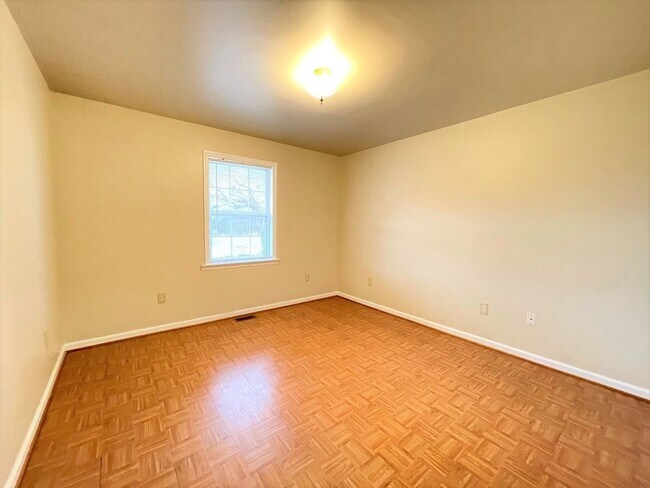 Building Photo - Location, Community, & Quality Living. It Starts Here in this 2 Bedroom Duplex!