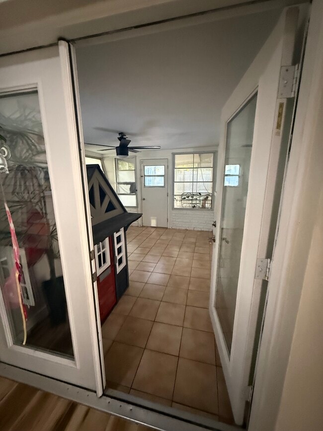 Building Photo - 1388 Rose St