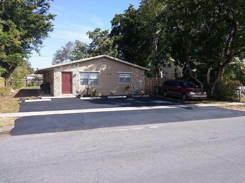 Building Photo - 218 SW 14th St