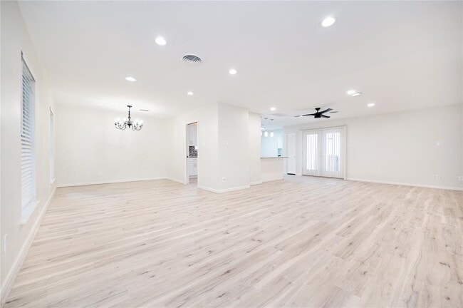 Building Photo - 4914 Cheena Dr