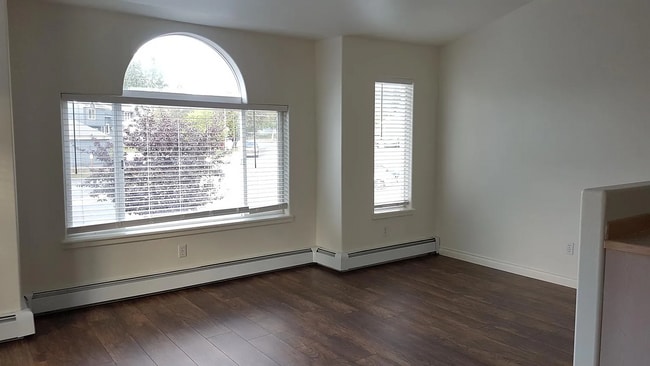 Building Photo - 1571 Elcadore Dr