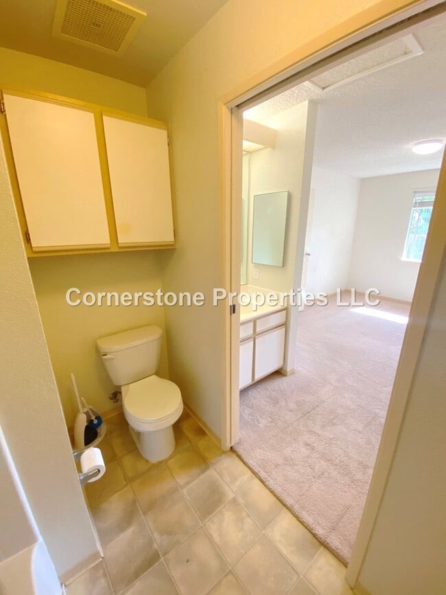 Building Photo - 95-1147-1147 Makaikai St