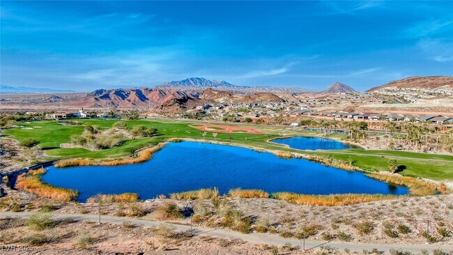 Building Photo - 375 Portus Delphini Ct