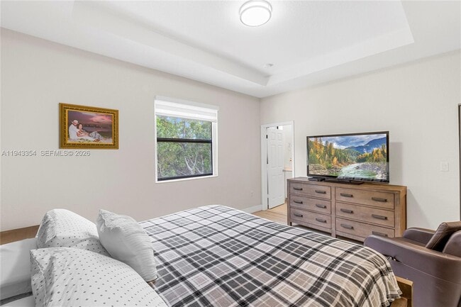 Building Photo - 10653 W 32nd Ln