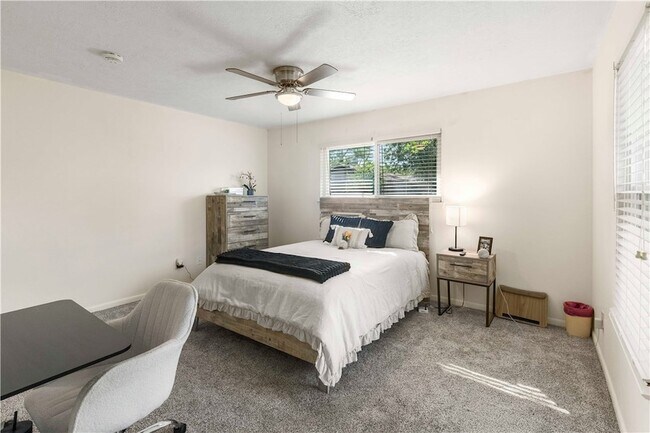 Building Photo - 2502 Waterwood Ln