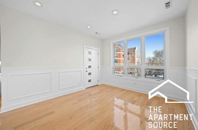 Building Photo - 2811 W Jackson Blvd