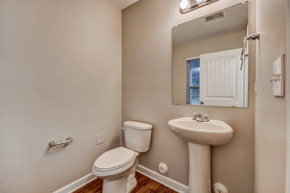 Building Photo - 116 Rosegate Dr