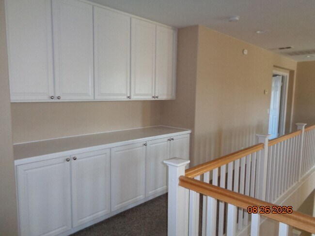 Building Photo - 6721 Princessa Dr