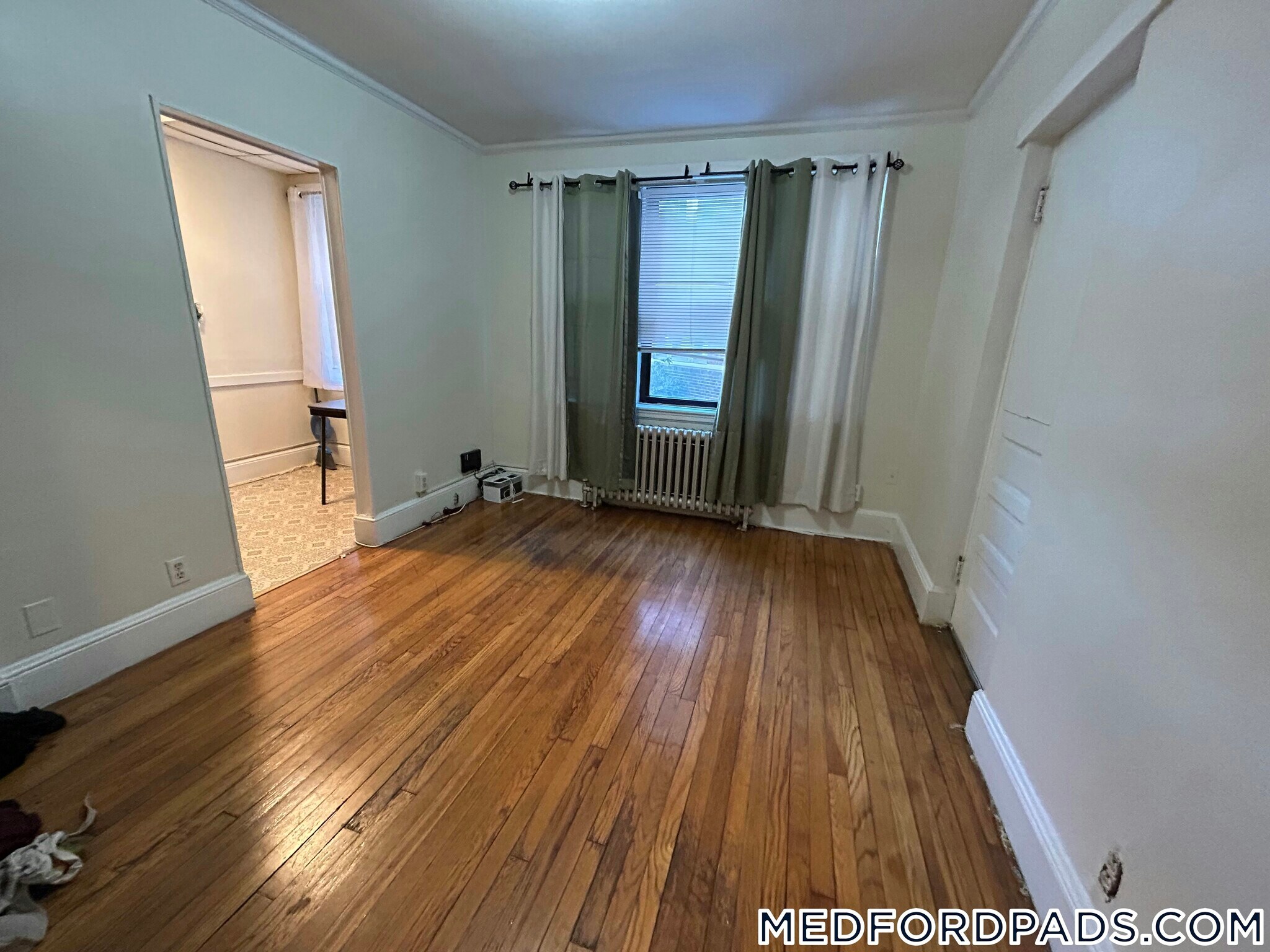 Building Photo - 53 Fellsway W