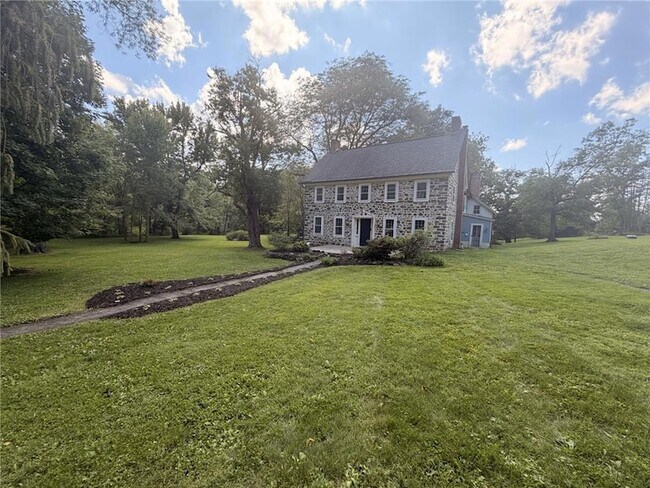 Building Photo - 7790 Tumblebrook Rd