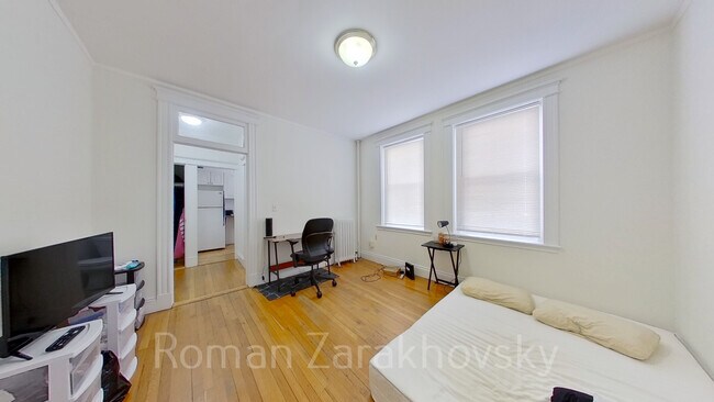 Building Photo - 10 Orkney Rd