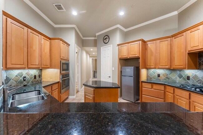 Building Photo - 14 Mystic Pines Ct