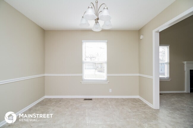 Building Photo - 3292 LUANN Dr