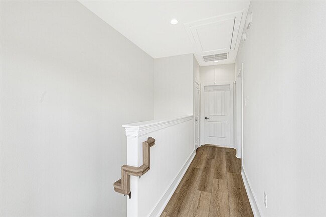 Building Photo - 3808 Yale St