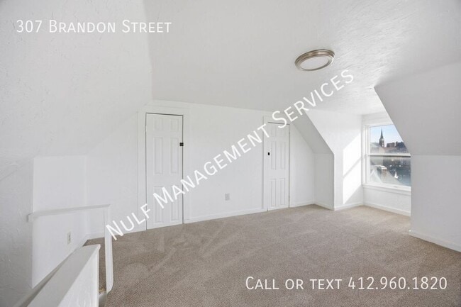 Building Photo - 307 Brandon St