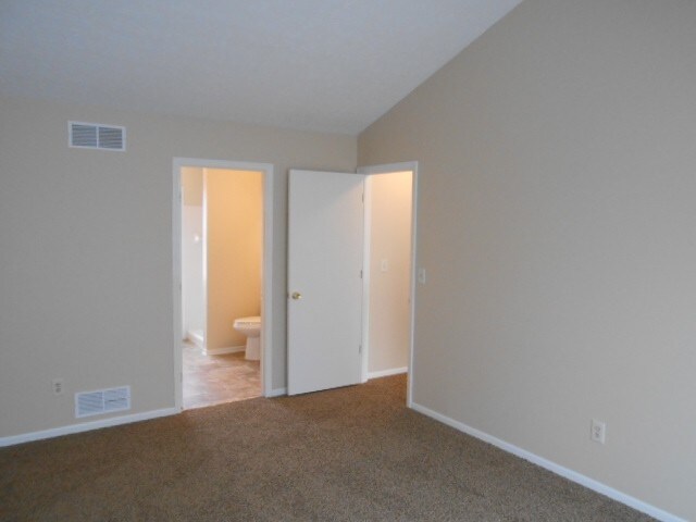 Building Photo - 3460 Oak Bend Blvd