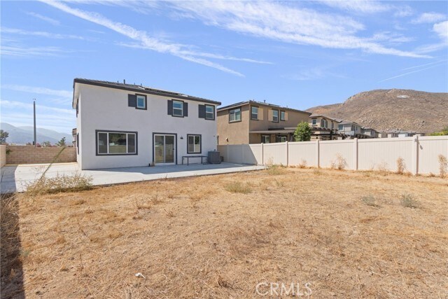 Building Photo - 19154 River Rock Ct
